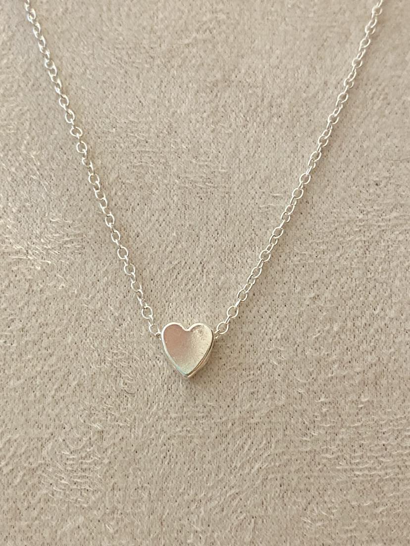 Dainty Choker Style Necklace With a Small Heart Pendant - Silver Coloured