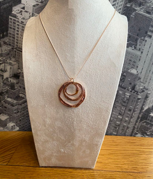 Rose Gold 3 Ring Pendant Necklace