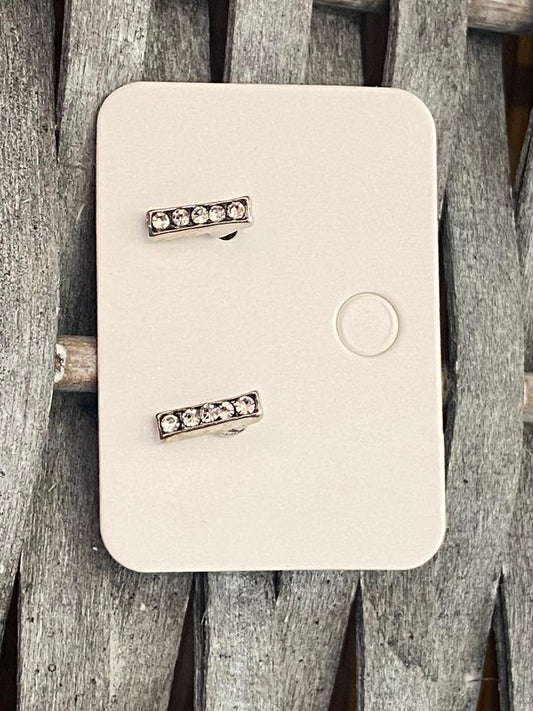 5 Sparkly Rhinestones In A Column Shape