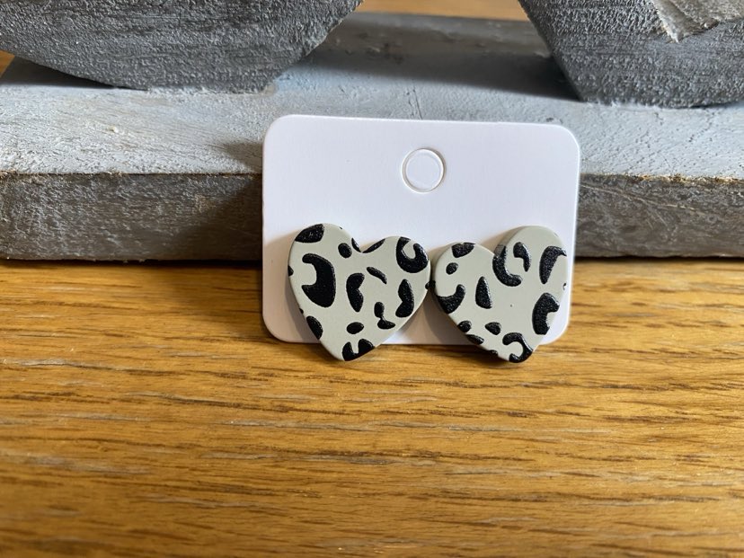 Beige And Black Leopard Print Resin Heart Shaped Studs