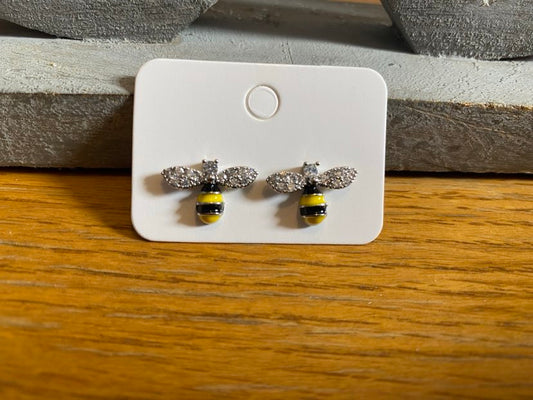 Bee Shaped Earrings With Shiny Rhinestone Wings