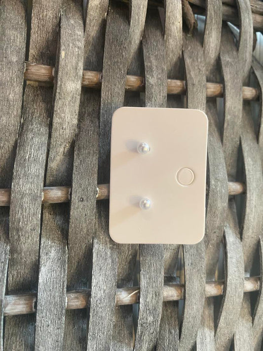 Small Pearl Effect Studs