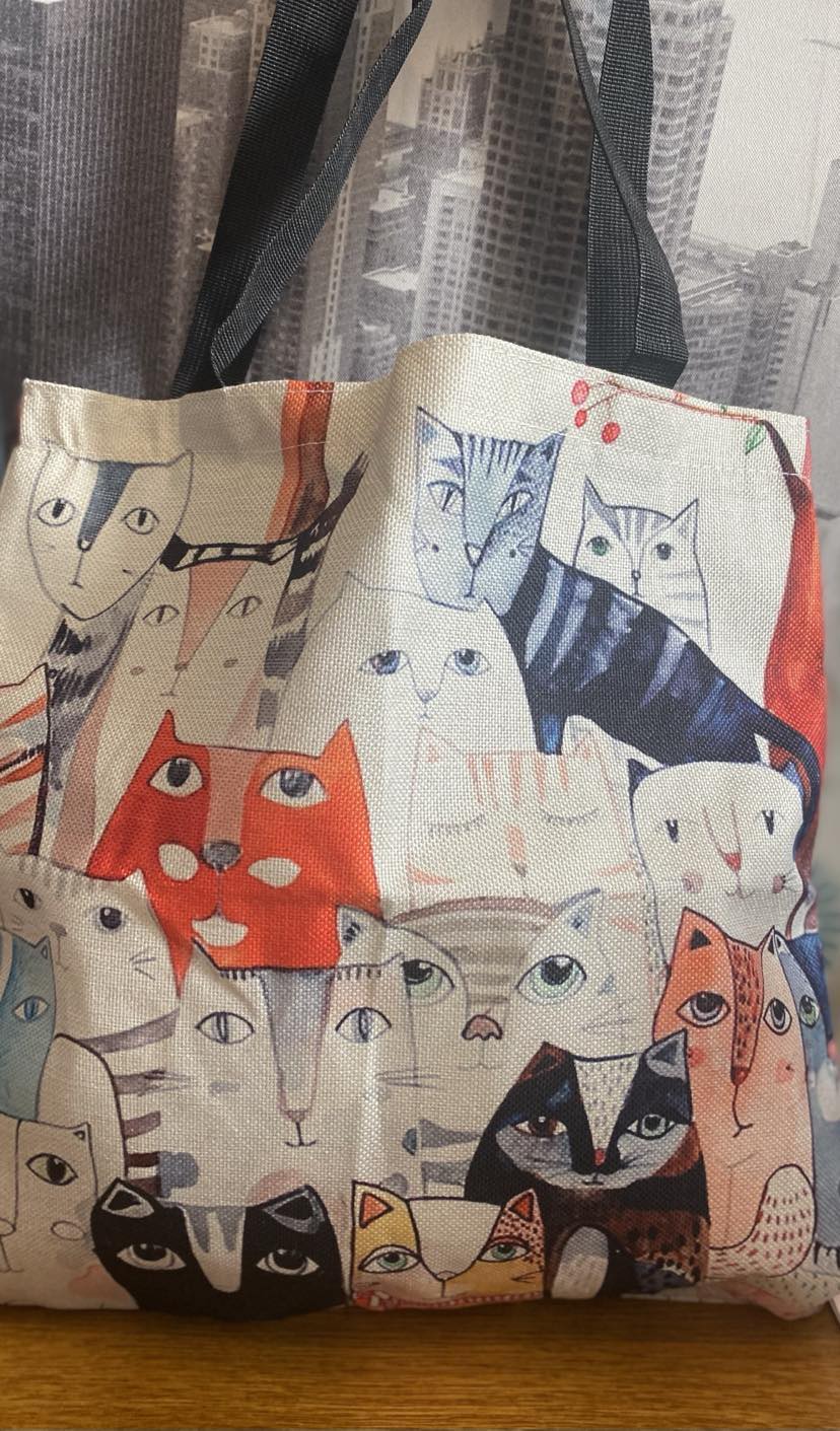 Modern cat design shopper bag